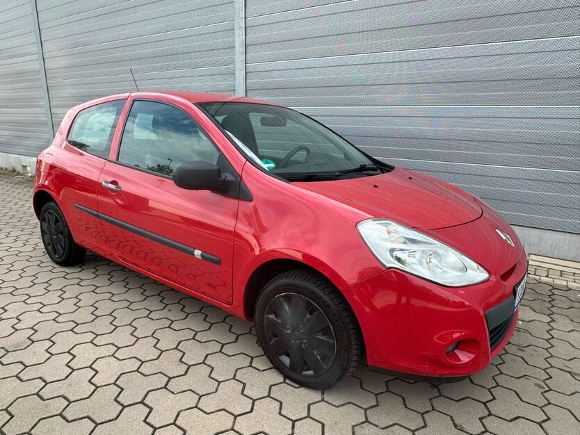 Renault Clio 167.418 km 1.749 € Fürth 90763