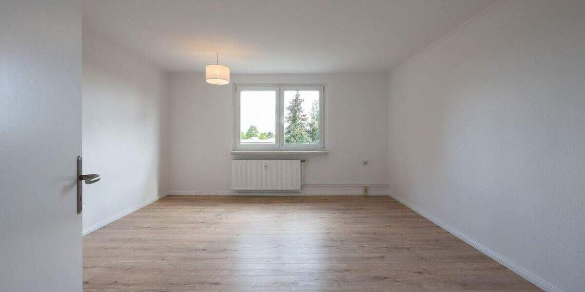 Etagenwohnung Schorfheide Lichterfelde - 3 Zimmer, 66 m&sup2;, 160.000&euro; | Angebot:24773395