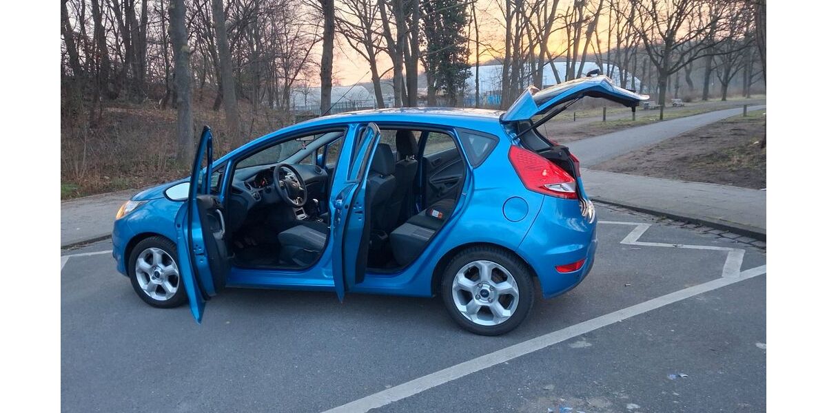 Ford Fiesta 127.900 km 3.555 &euro; Hannover 30519