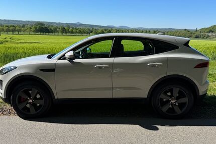 Jaguar E-Pace 98.500 km 16.600 &euro; Siegburg 53721