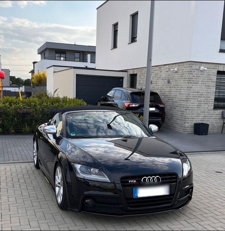 Audi TT 178.000 km 10.999 € Wuppertal 42369