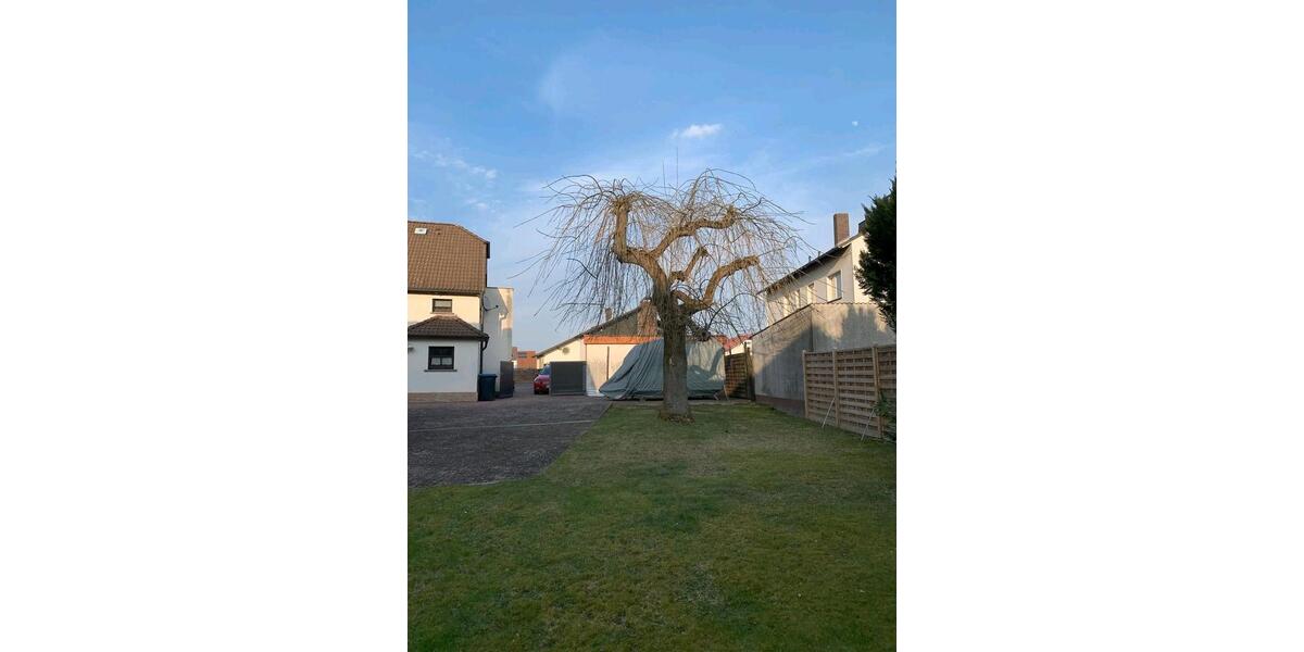 Etagenwohnung Petersberg - 1 Zimmer, 120 m&sup2;, 465&euro; | Angebot:26023554