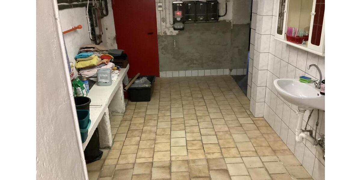 Mehrfamilienhaus, Wohnhaus Schöningen - 5 Zimmer, 180 m&sup2;, 180.000&euro; | Angebot:26287970