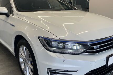 VW Passat 63.700 km 22.499 &euro; Rheda-Wiedenbrück 33378