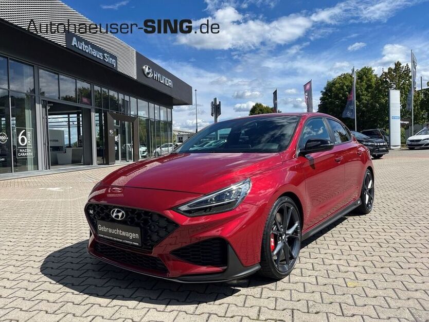 i30