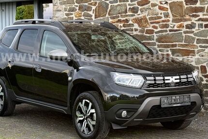 Dacia Duster 79.462 km 15.890 &euro; Simmerath (bei Aachen) 52152