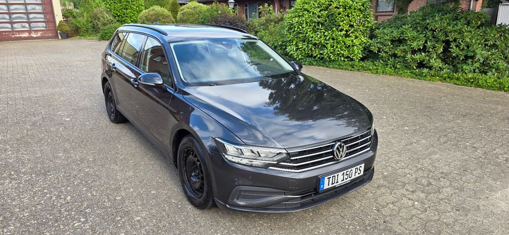 VW Passat Variant 225.000 km 10.975 € Kutenholz / Essel 27449
