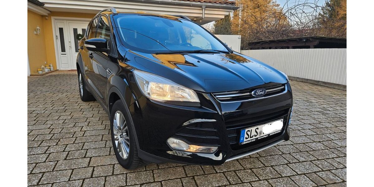 Ford Kuga 186.000 km 10.900 &euro; Schwalbach 66773