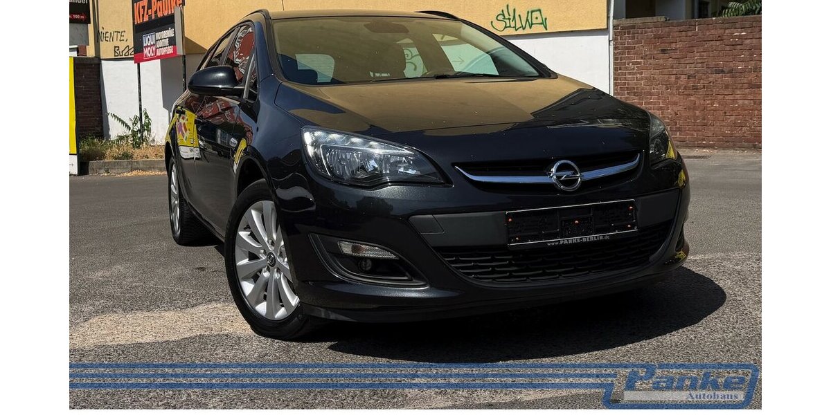 Opel Astra Selection*Tempo*Navi*Klima*SHZ*AHK*DachT. 175.681 km 3.890 &euro; Berlin 13187