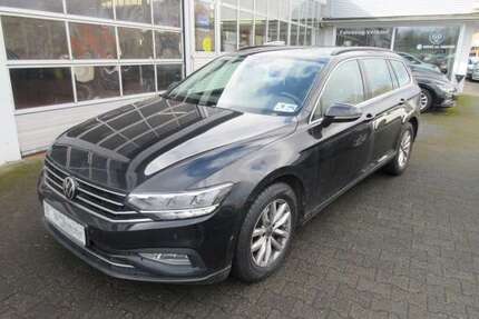 VW Passat Variant Business 2.0 TDI DSG NAVI AHK KAMER