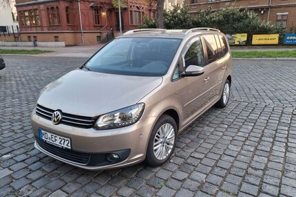 VW Touran 220.000 km 7.000 &euro; Magdeburg 39112