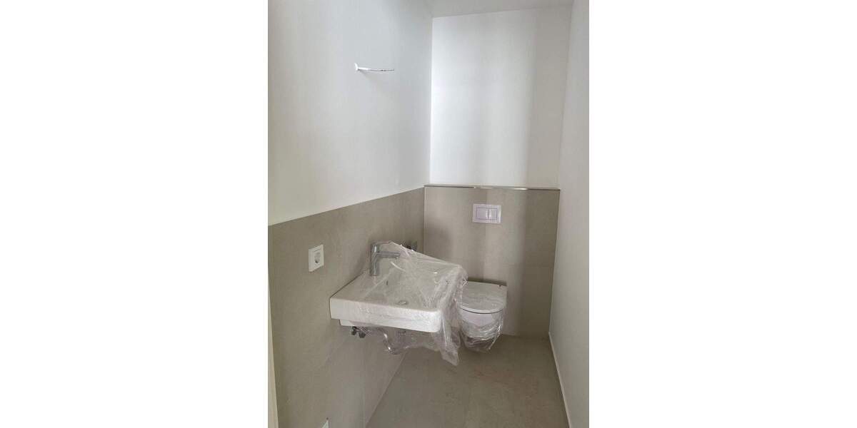 Einfamilienhaus Dresden Bühlau/Weißer Hirsch - 3 Zimmer, 107 m&sup2;, 2.490&euro; | Angebot:25748891