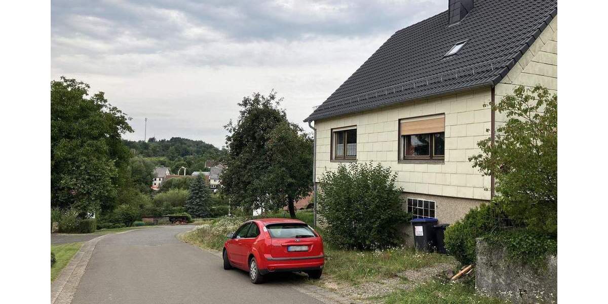 Einfamilienhaus Freisen Eitzweiler - 7 Zimmer, 143 m&sup2;, 108.000&euro; | Angebot:25677850