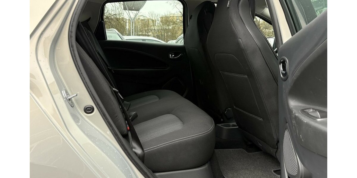 Renault ZOE Intens KEYLESS/TEMPOMAT/KAMERA/NAVI/KLIMA 97.952 km 6.590 &euro; Villingen-Schwenningen 78054