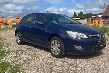 Opel Astra 169.000 km 2.999 &euro; Herzhorn 25379