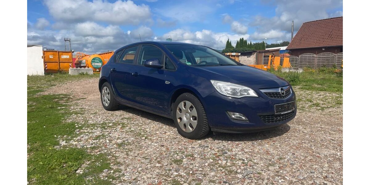 Opel Astra 169.000 km 2.999 &euro; Herzhorn 25379