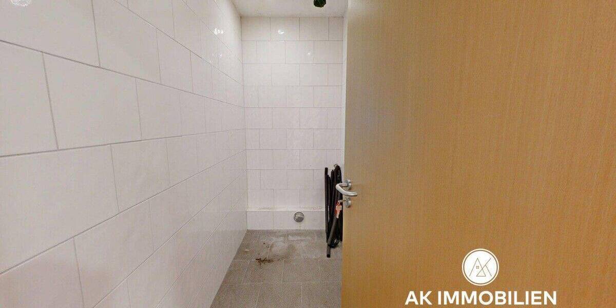 Etagenwohnung Hessisch Oldendorf - 6 Zimmer, 140 m&sup2;, 800&euro; | Angebot:26862704