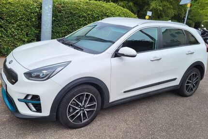 Kia Niro 99.000 km 17.900 &euro; Stuttgart 70327