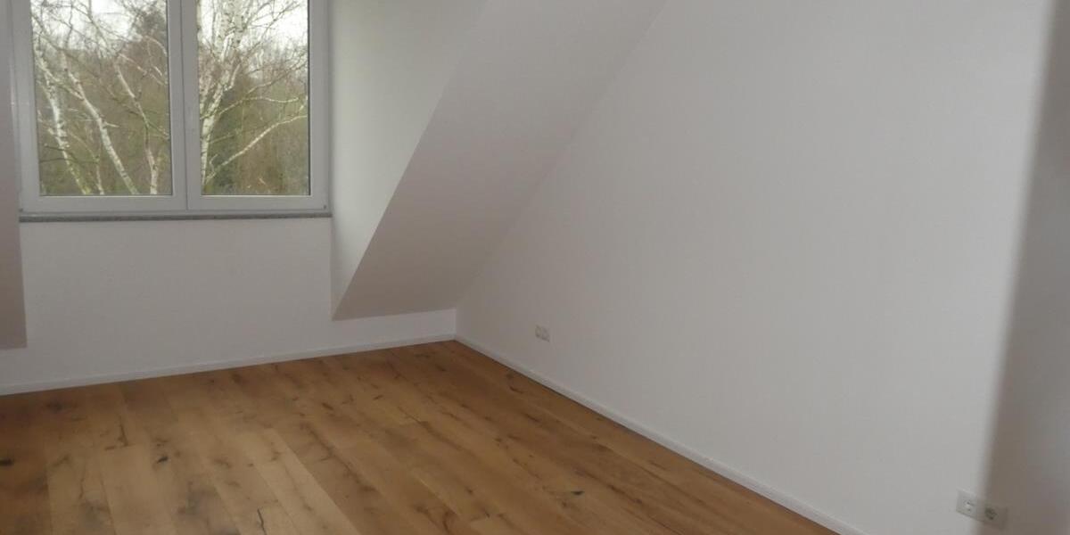 Neue helle Dachgeschoßwohnung mit moderner Heiztechnik im Energiesparhaus Bonn-Endenich - Dachgeschoßwohnung Bonn Dransdorf | Angebot:26610037