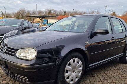 VW Golf 99.000 km 7.990 &euro; Elsterwerda 04910