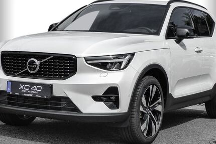 Volvo XC40 13.999 km 38.890 € Hilden 40721