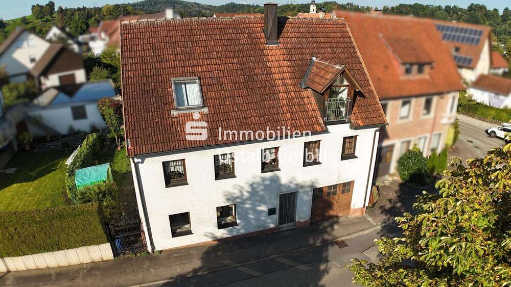Haus zum Kaufen in Abtsgmünd 259.000 € 159.18 m² 6 zimmer
