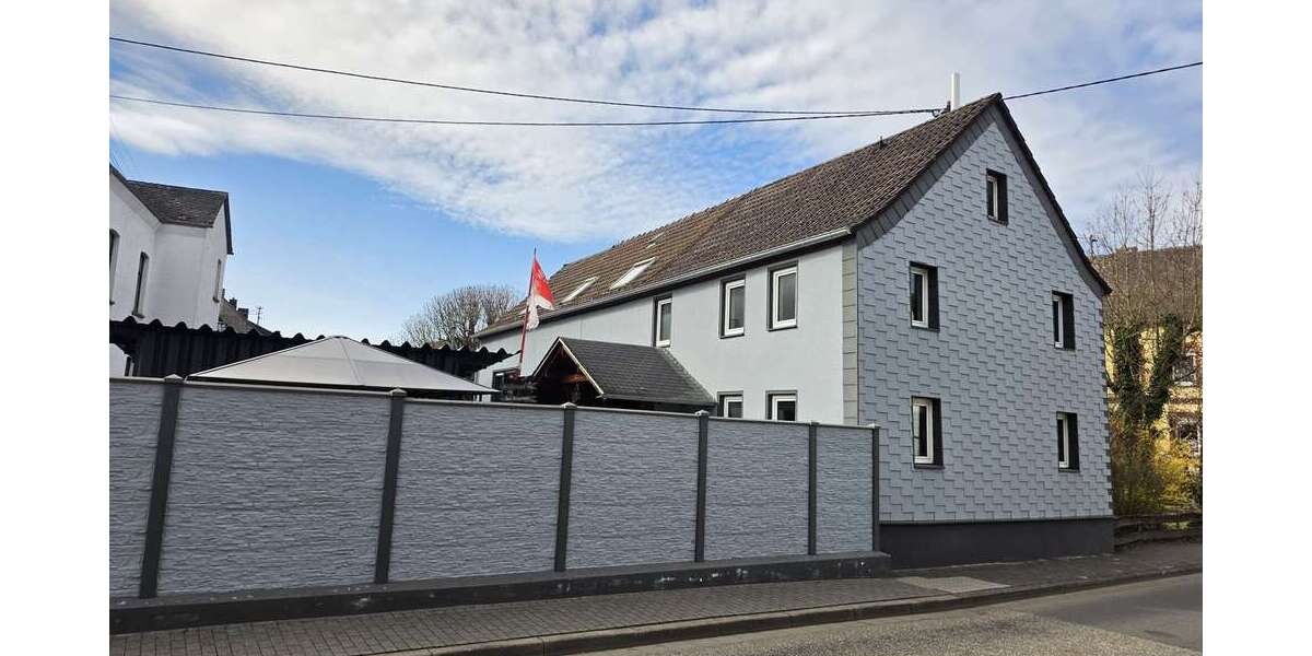 Einfamilienhaus Staudt - 7 Zimmer, 275 m&sup2;, 229.000&euro; | Angebot:26055397