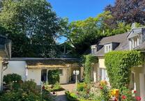 Apartment, renoviert und völlmöbliert, in Lindenthaler Innenhof