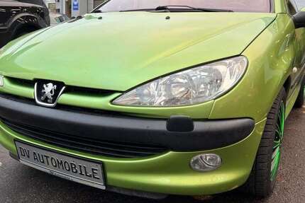 Peugeot 206 114.000 km 3.450 € Lübeck 23560