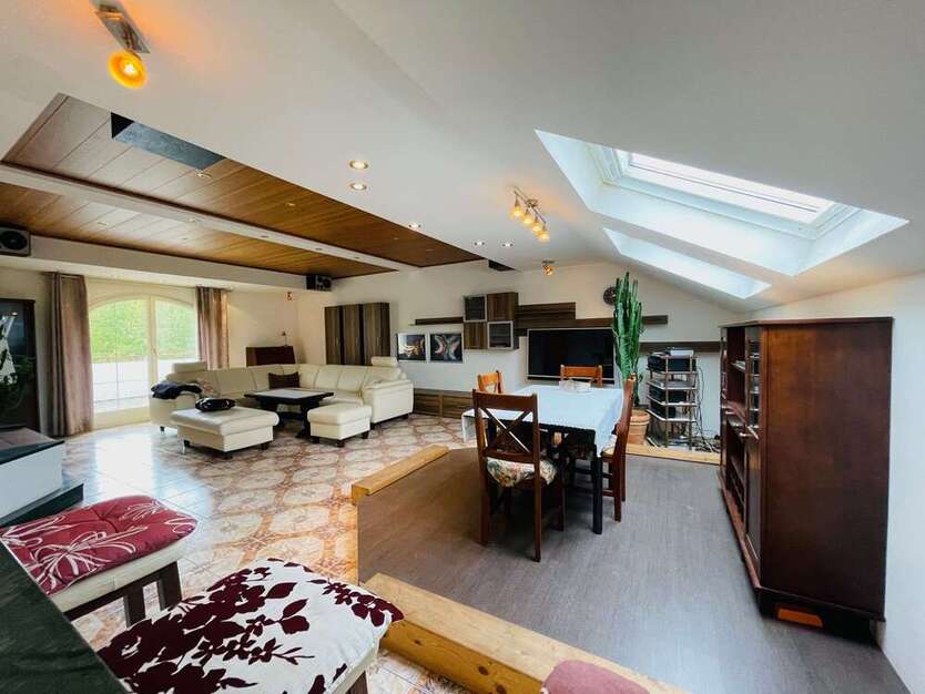 Wohnung zum Mieten in Altenburg 900 € 151 m² 3 zimmer