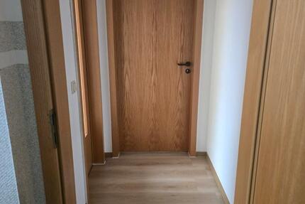 Wohnung Waltershausen - 3 Zimmer, 56 m&sup2;, 391&euro; | Angebot:25783759
