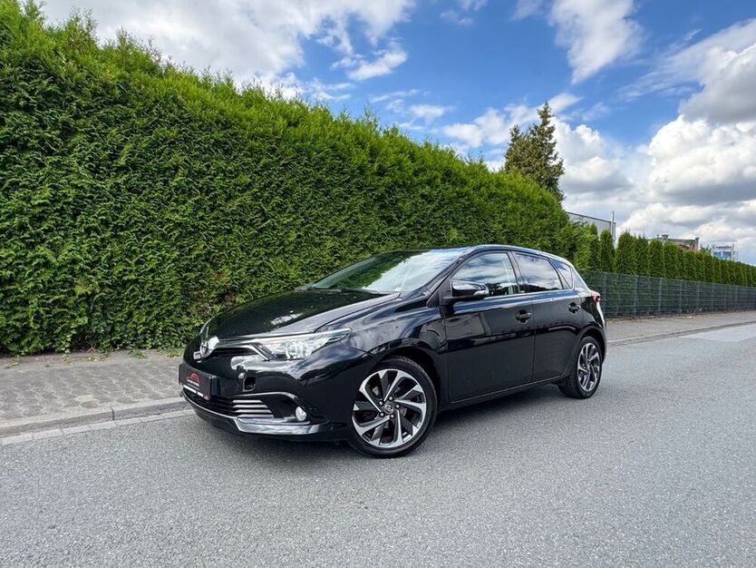 Auris