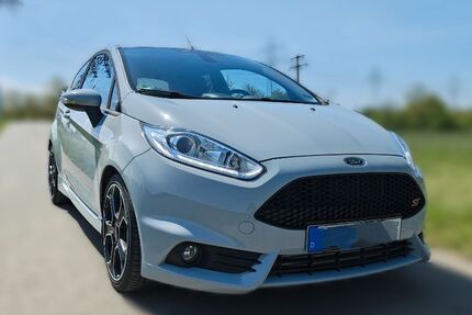 Ford Fiesta 24.500 km 17.999 &euro; MÜHLACKER 75417