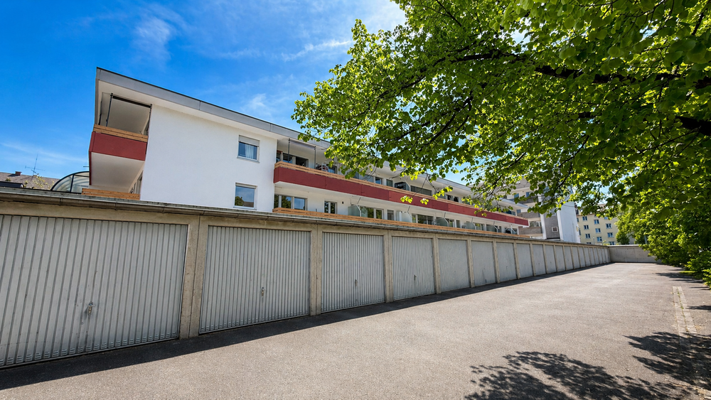 Etagenwohnung Freiburg im Breisgau Brühl - 2 Zimmer, 74 m&sup2;, 389.000&euro; | Angebot:26445212