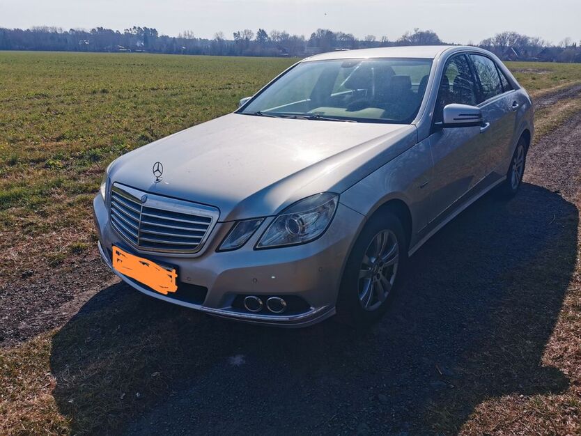 Mercedes-Benz E 200 252.000 km 7.300 € Hemsbünde 27386