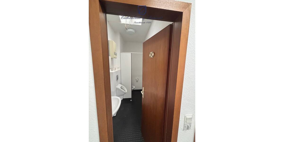 Gewerbeobjekt Saarlouis / Roden Roden - 6 Zimmer, 181 m&sup2;, 1.350&euro; | Angebot:26334329