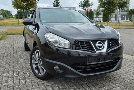 Nissan Qashqai 98.000 km 9.990 &euro; Ahrensburg 22926