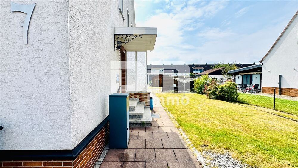 Modernisierte Doppelhaushälfte mit großem Grundstück und vielen Extras - Doppelhaushälfte Lohfelden | Angebot:27092543