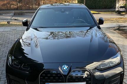 BMW i4 46.500 km 39.999 &euro; Berlin - Kladow 14089