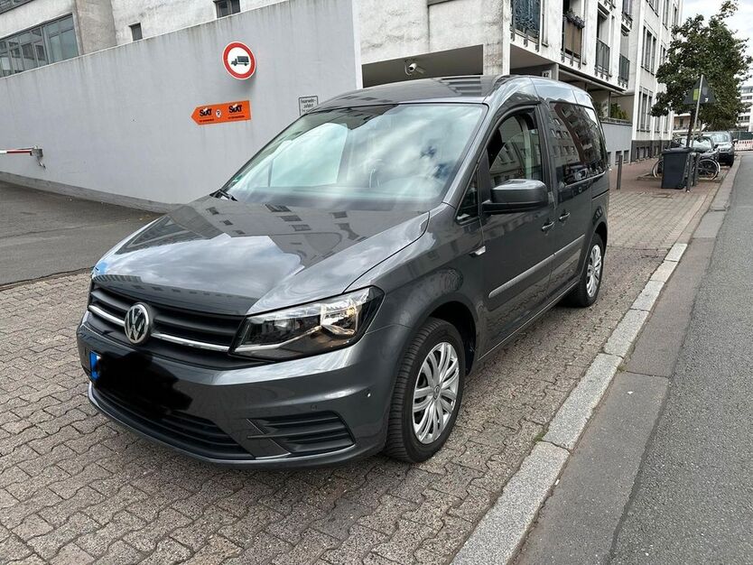 VW Caddy 58.250 km 18.500 € Frankfurt 60326