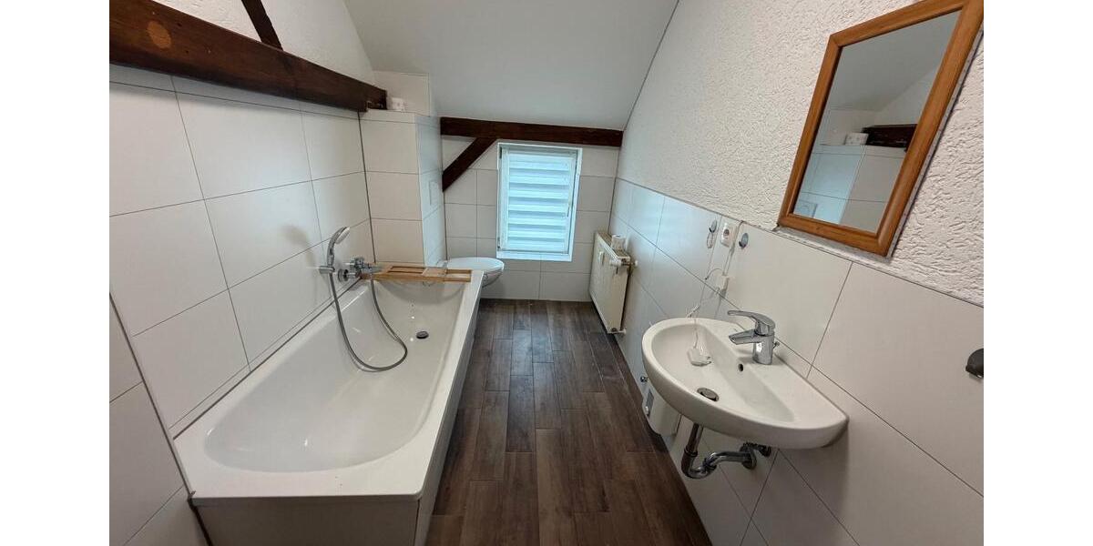 Maisonettenwohnung Raguhn-Jeßnitz Jeßnitz (Anhalt) - 2 Zimmer, 72 m&sup2;, 450&euro; | Angebot:27635057