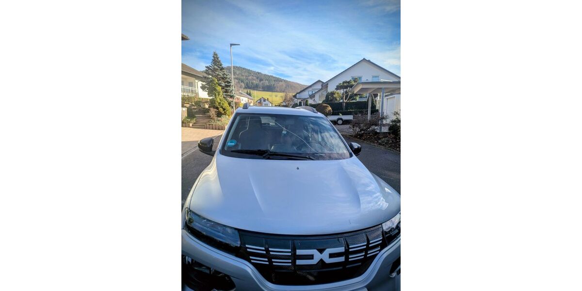 Dacia Spring 10.980 km 13.400 &euro; Lahr 77933