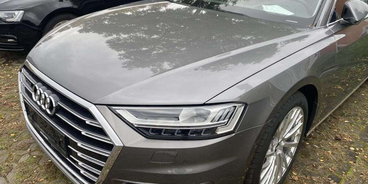 Audi A8 25.189 km 44.950 &euro; Chemnitz 09111