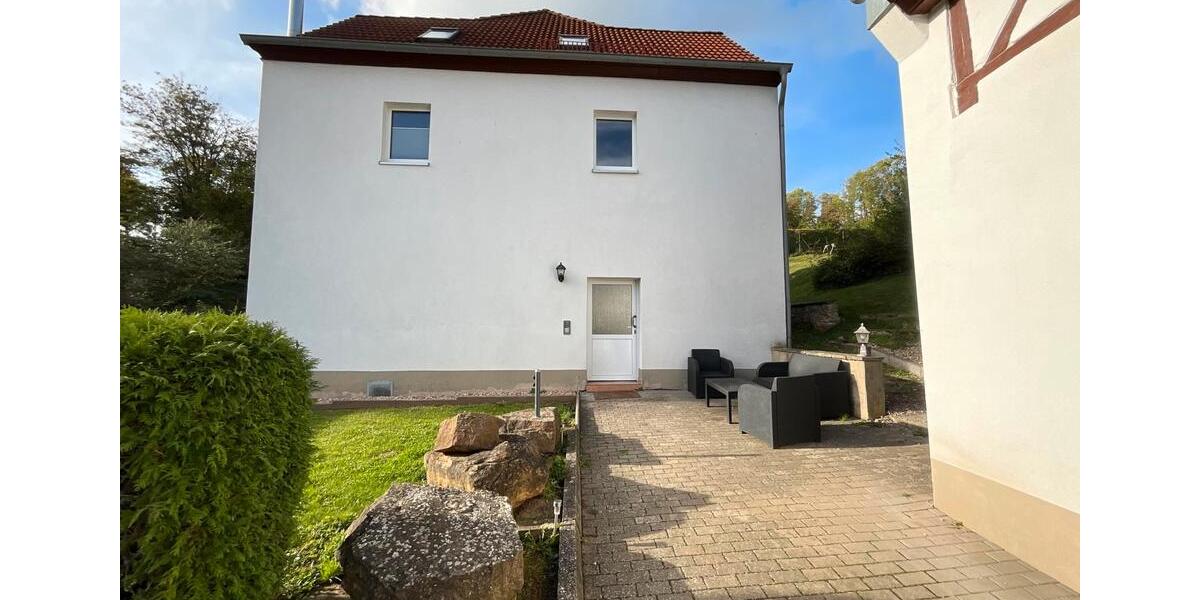 Erdgeschoßwohnung Allstedt - 2 Zimmer, 62 m&sup2;, 400&euro; | Angebot:23088538