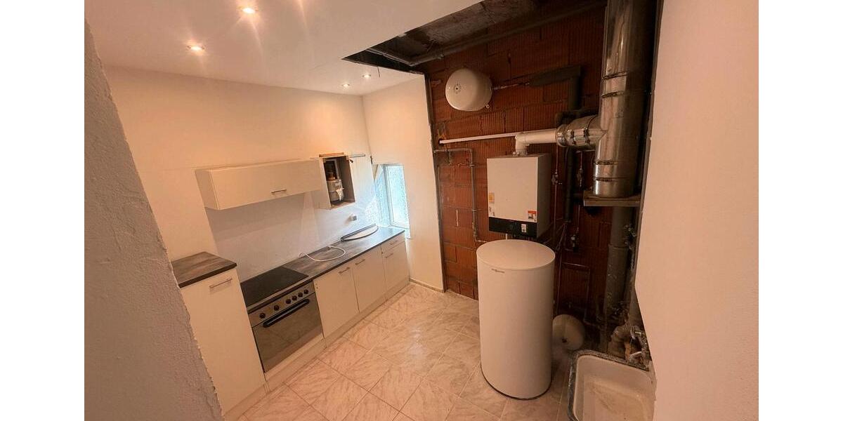 Einfamilienhaus Eschershausen - 7 Zimmer, 160 m&sup2;, 1.500&euro; | Angebot:26329979