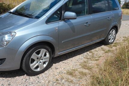 Opel Zafira 88.000 km 5.750 € Wiesbaden 65207