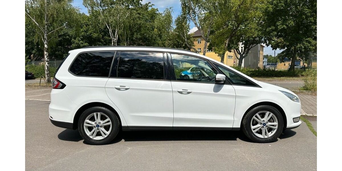 Ford Galaxy 175.000 km 14.875 &euro; Berlin 13597