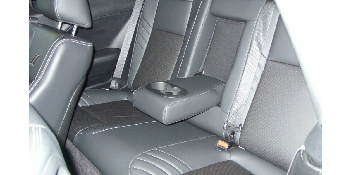 Dodge Challenger 3,6 Leder,Kamera,Sitzheizen 21.000 km 24.990 &euro; Rudolstadt 07407