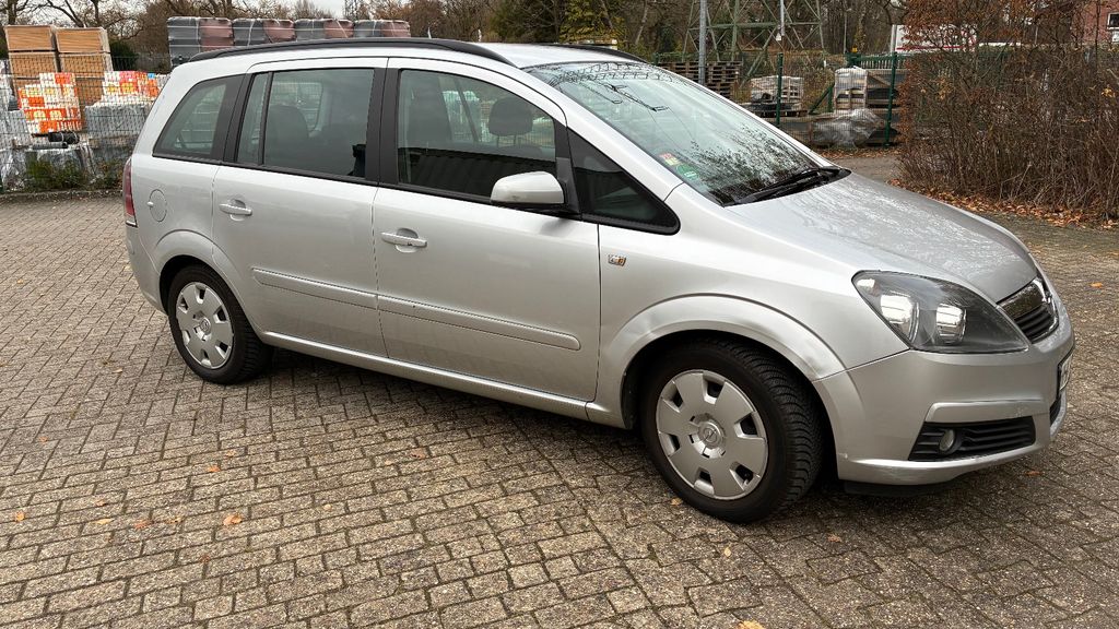 Opel Zafira 178.500 km 4.444 € Oldenburg 26135
