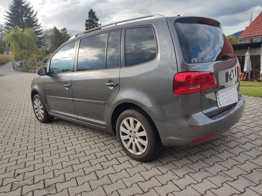 VW Touran 230.000 km 7.250 € Teisnach 94244